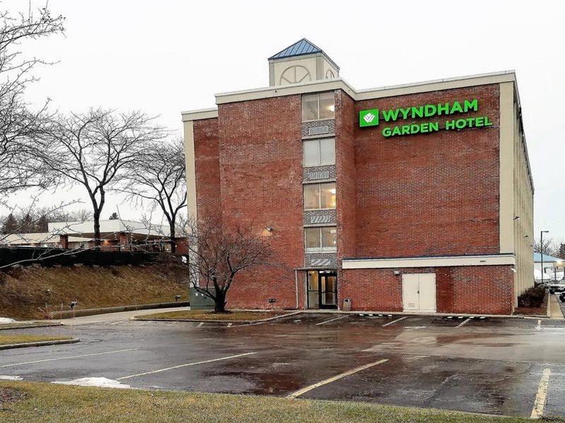 Wyndham Garden Kenosha Harborside Hotel Ngoại thất bức ảnh