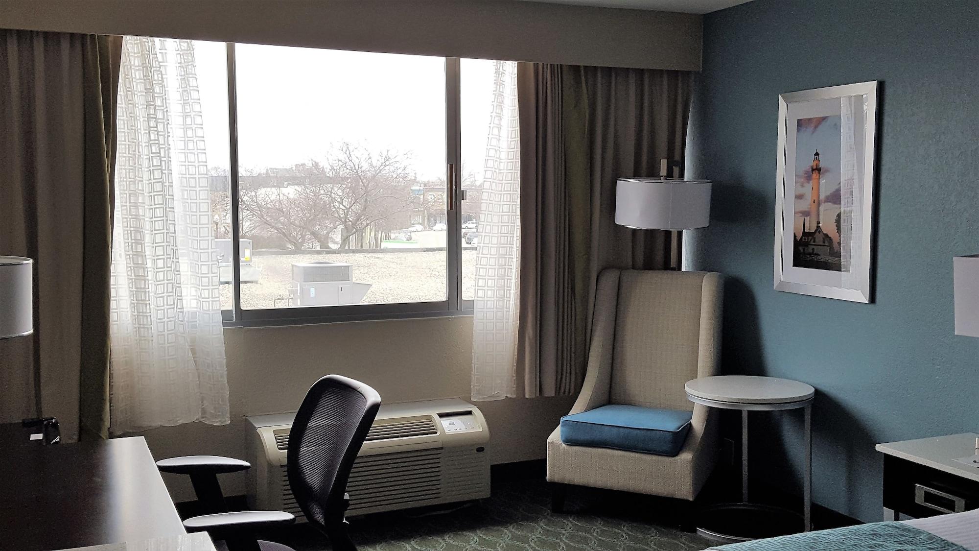 Wyndham Garden Kenosha Harborside Hotel Ngoại thất bức ảnh