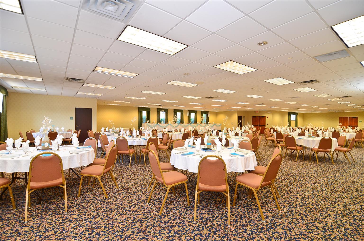 Wyndham Garden Kenosha Harborside Hotel Nhà hàng bức ảnh