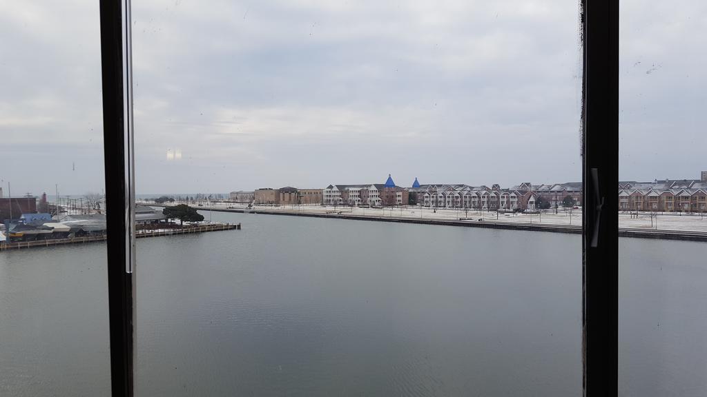 Wyndham Garden Kenosha Harborside Hotel Ngoại thất bức ảnh